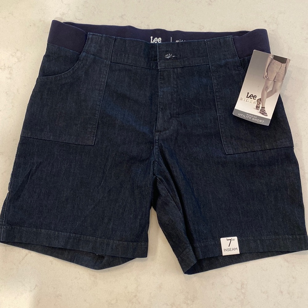 NWT Lee Riders Women's Utility Short SZ 12 Navy